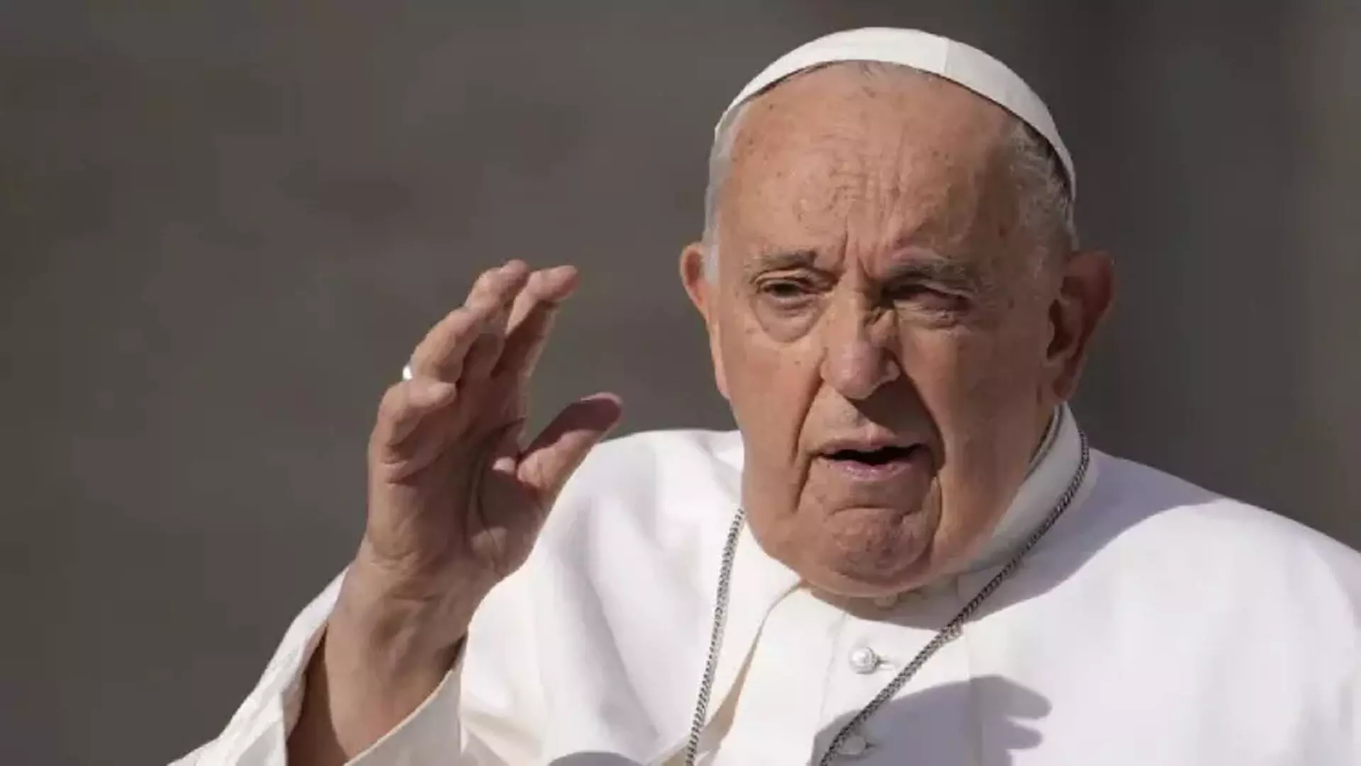 Pope ने यूक्रेन और गाजा में हुए हमलों के बाद नए शांति प्रयासों की अपील की