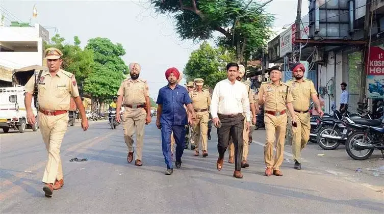 Jalandhar: मतदान के दिन सवेतन अवकाश