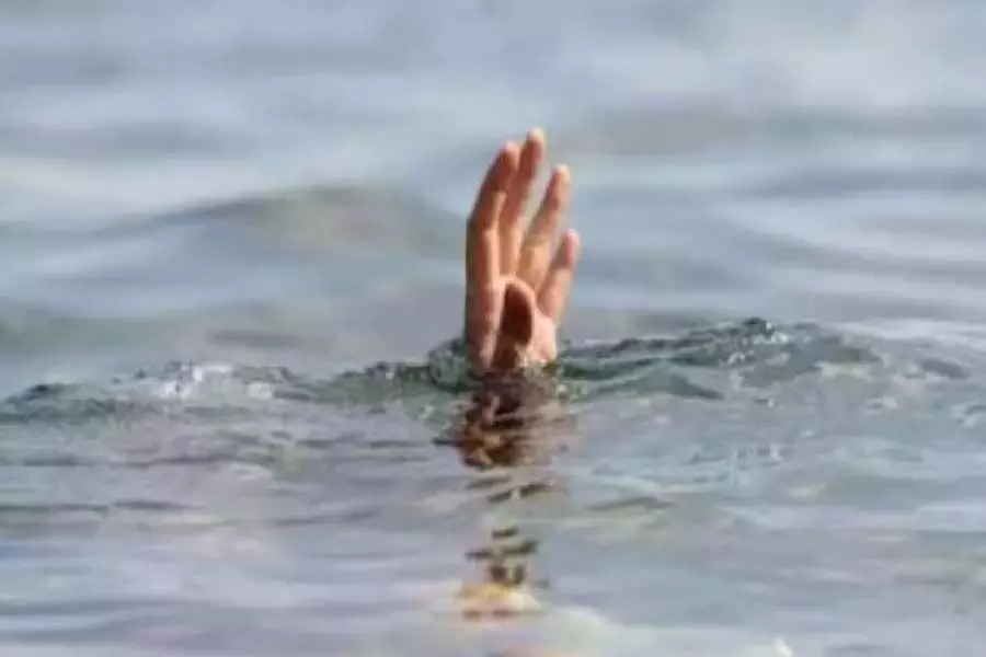 Rewari: नहाते वक्त तालाब में डूबने से नाबालिग की मौत