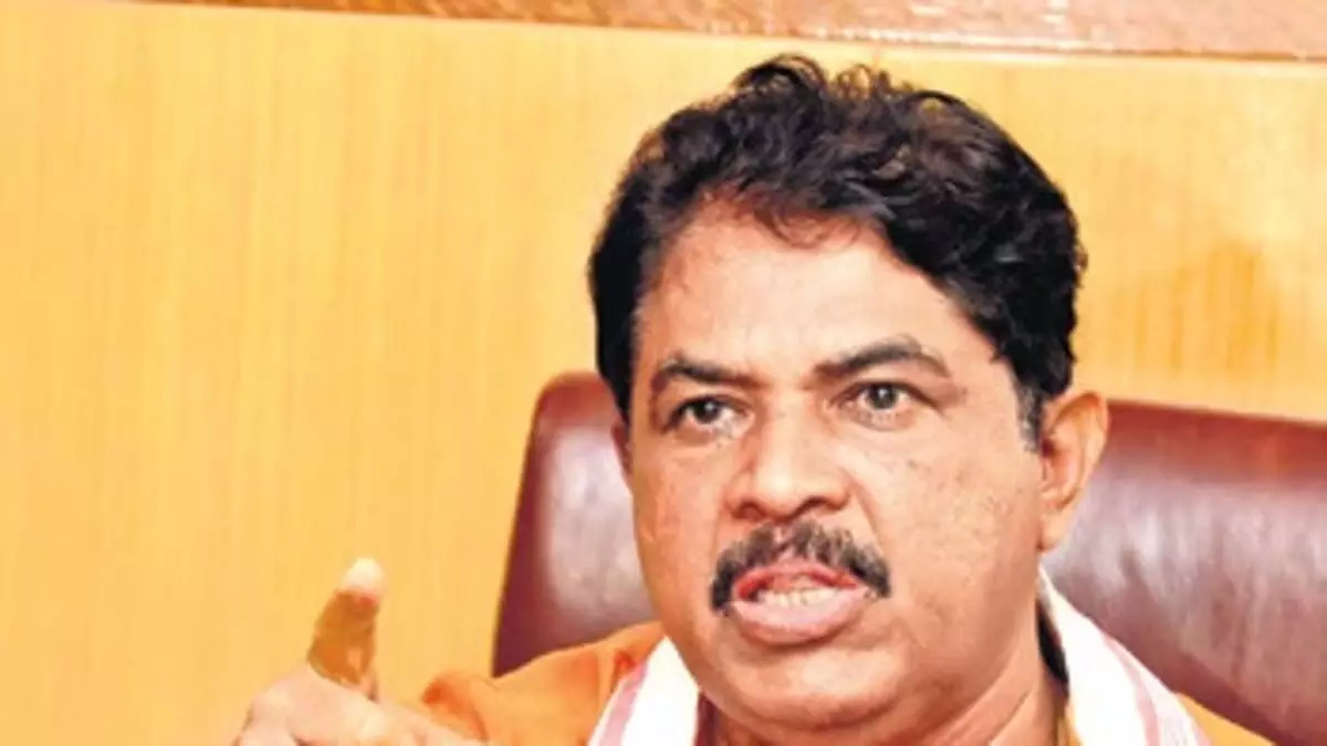 Karnataka : कर्नाटक सरकार के रामनगर जिले का नाम बदलने के प्रस्ताव का भाजपा और जेडीएस नेताओं ने विरोध किया