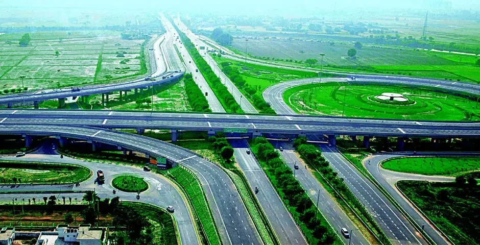 NHAI: ड्राइवरों को बड़ी राहत, बिना टैक्सी के बाहर निकल सकते हैं