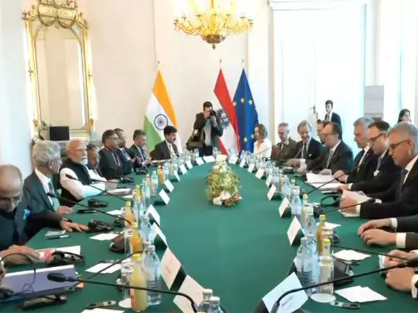 Prime Minister Modi और ऑस्ट्रियाई चांसलर कार्ल नेहमर के बीच प्रतिनिधिमंडल स्तर की वार्ता