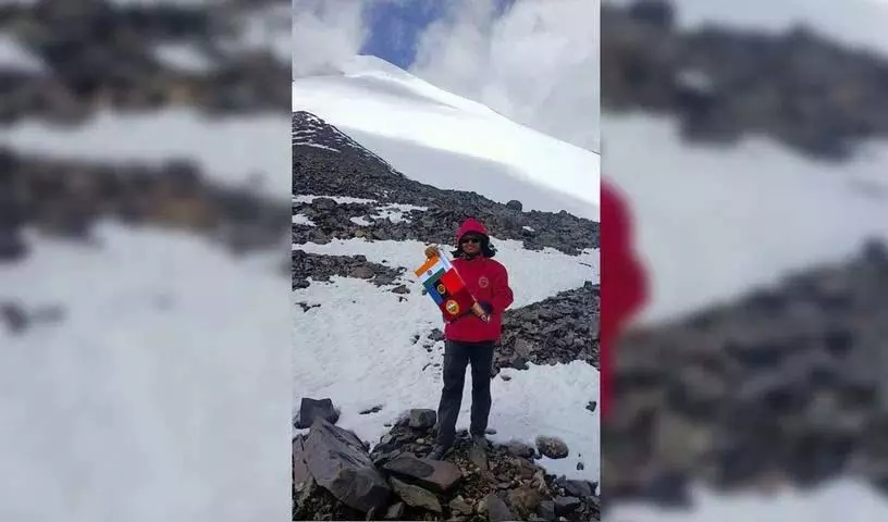 JUO Shardhanjali Sahu ने 20,505 फीट ऊंचे माउंट कांग यात्से-II पर विजय प्राप्त की