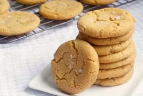 Recipe: घर पर बनाएं brown Butter Sugar Cookies, जानें रेसिपी