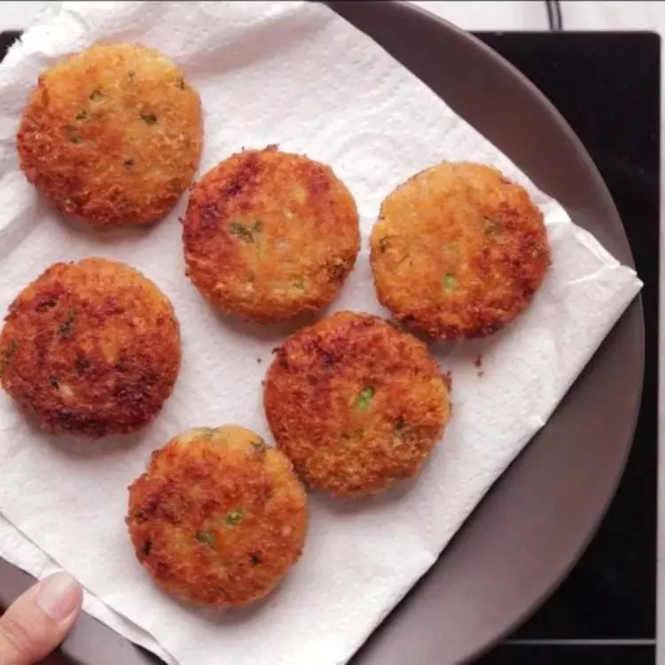 Poha Cutlet: आलू पोहा कटलेट, आएगा रेस्टोरेंट जैसा स्वाद