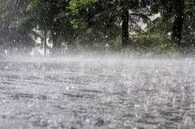 Himachal : गरज और बिजली के साथ भारी बारिश के लिए येलो अलर्ट जारी