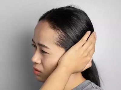 Health Tips: कान दर्द में अपनाएं ये घरेलू उपचार