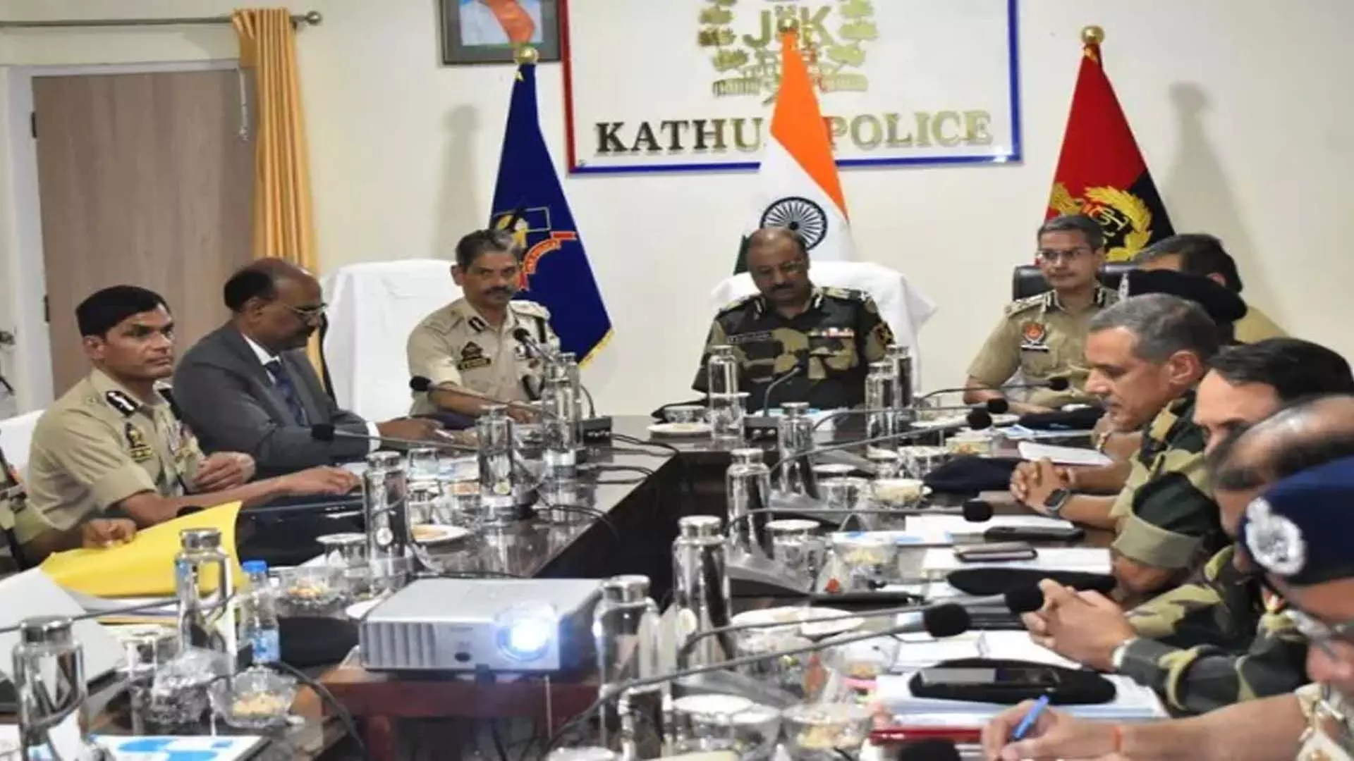 Jammu News : जेकेपी, पंजाब पुलिस, बीएसएफ ने कठुआ में समन्वय सम्मेलन आयोजित किया