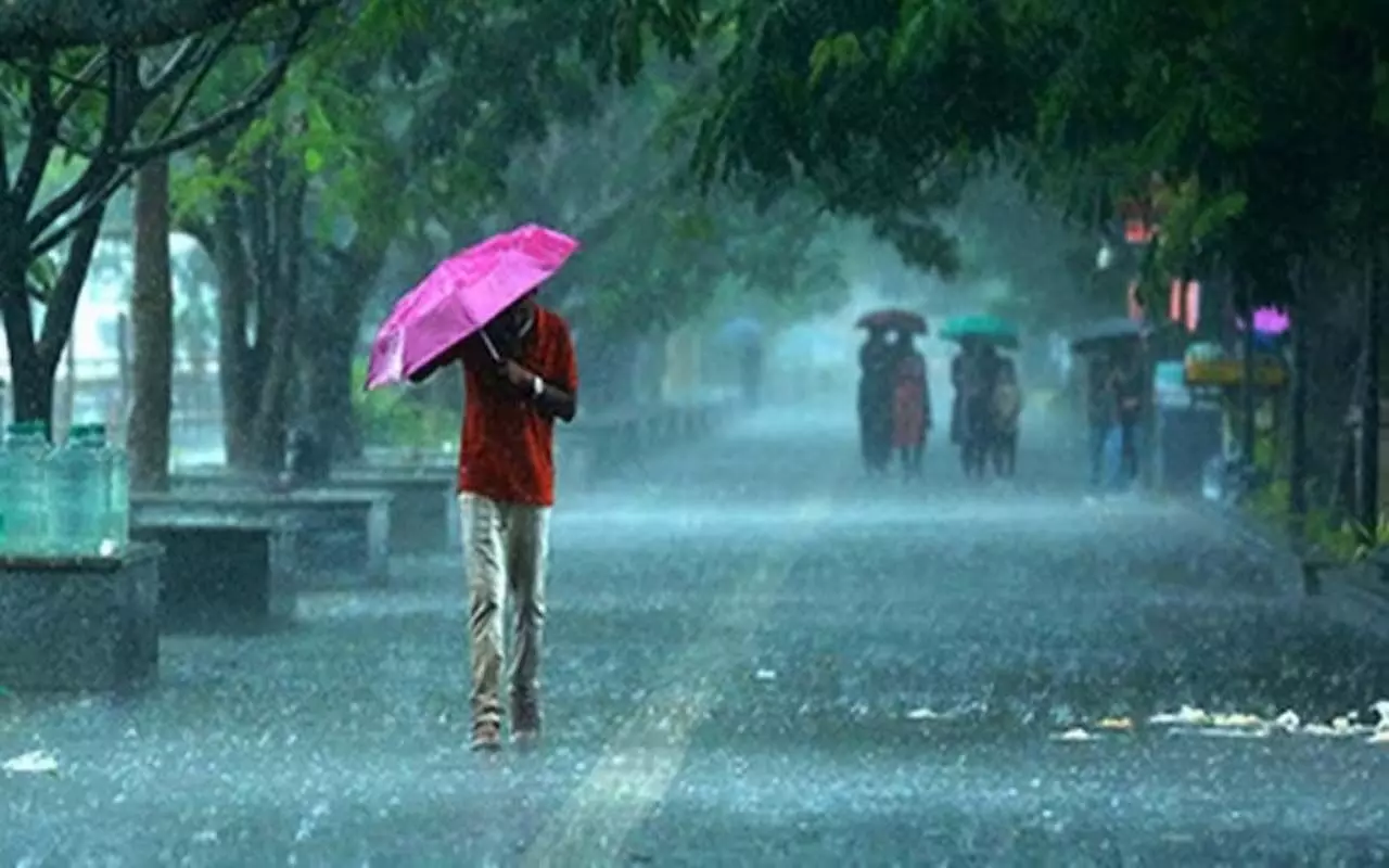 Weather Update: झारखंड में फिर मानसून के सक्रिय होने की संभावना, इन जिलों में बारिश को लेकर अलर्ट