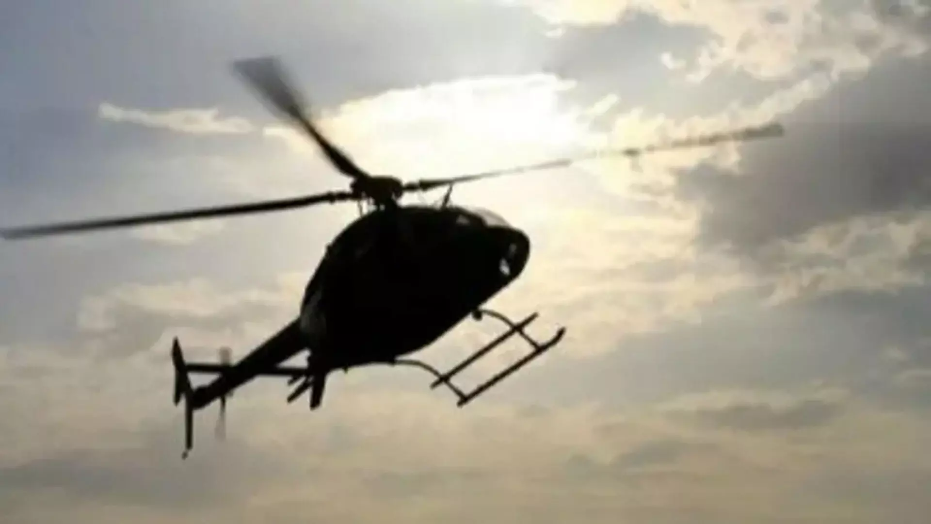 Hawaii: हेलीकॉप्टर समुद्र में दुर्घटनाग्रस्त होने से 1 की मौत, 2 लापता