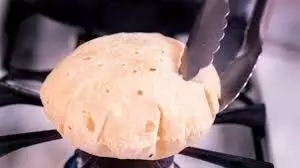 Vastu Tips: रसोई में बनाये जाने वाली रोटी से जुड़े नियम