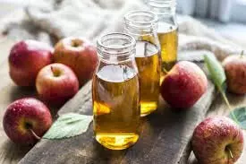 Apple cider vinegar को गुनगुने पानी के साथ पीने से होते हैं फायदे