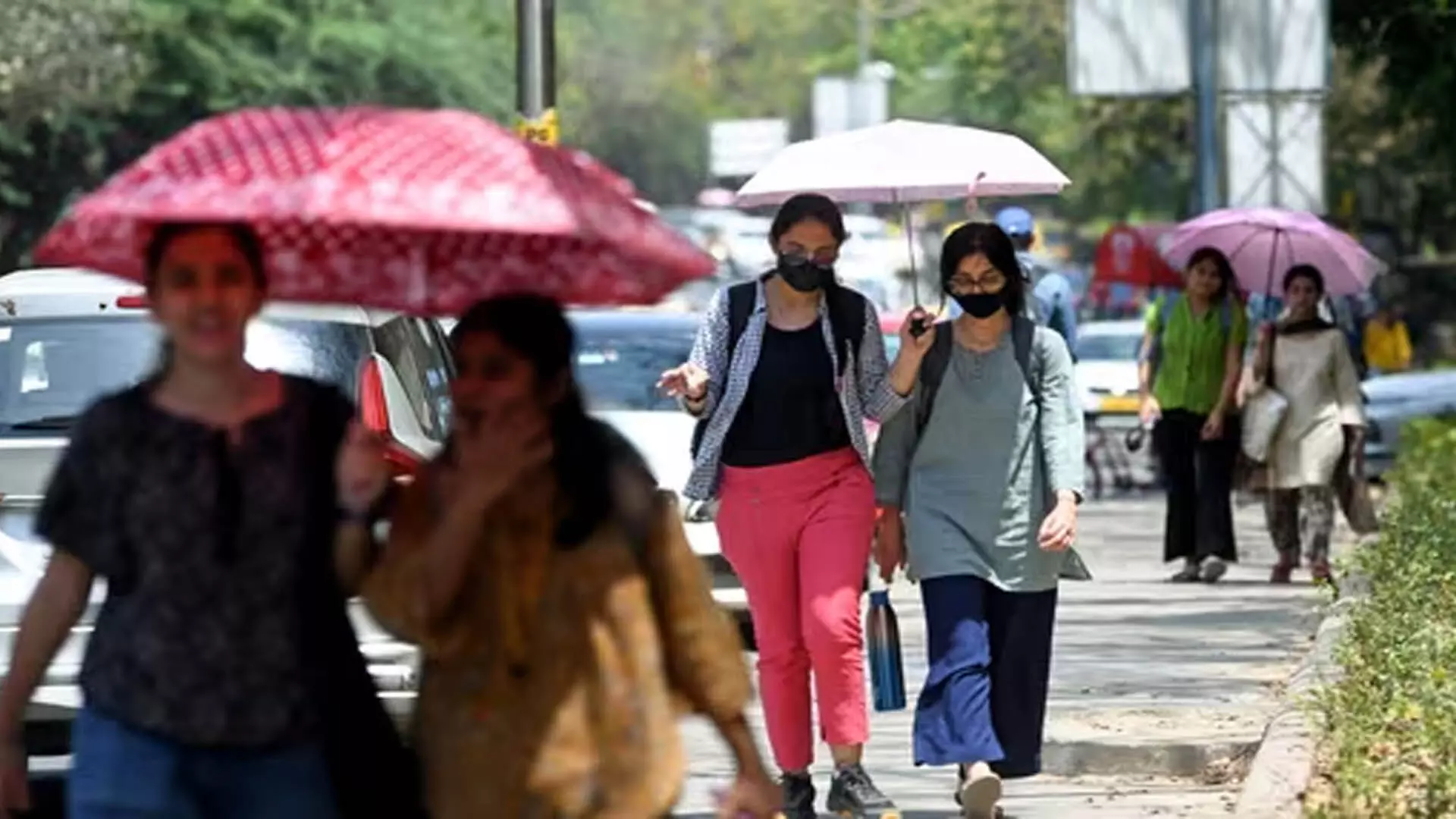 DEHLI: दिल्ली में मौसम  29.05 °C पर गर्म शुरुआत
