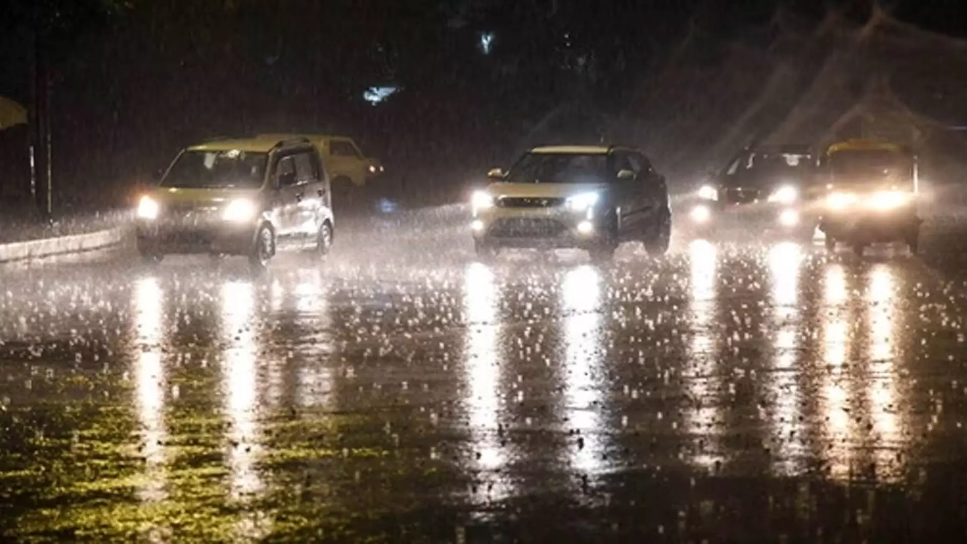 NOIDA NEWS: नोएडा में बारिश की संभावना