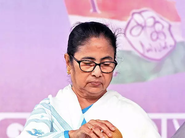 CM Mamata Banerjee को चर्च के अधिकारियों ने टीएमसी पार्षद की कथित धमकी के खिलाफ पत्र लिखा