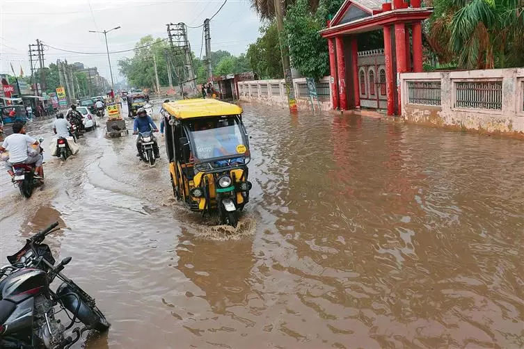 HARYANA : जींद की सड़कें बारिश के पानी से लबालब