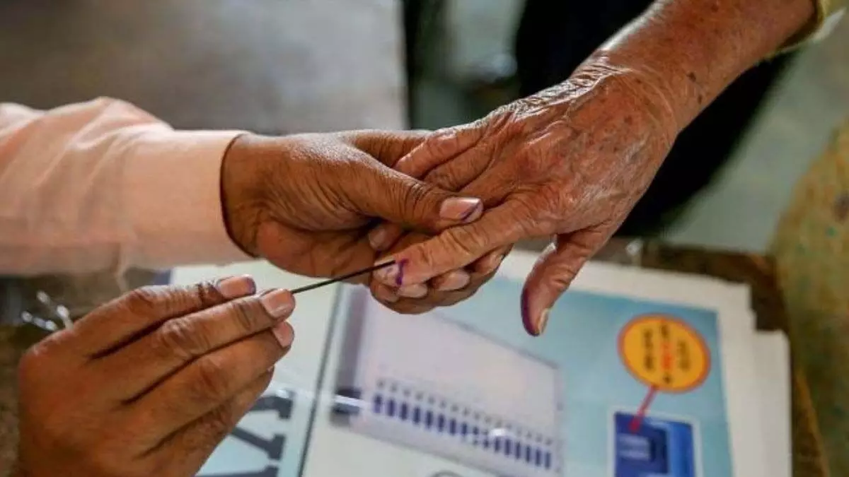 West Bengal: 4 विधानसभा सीट पर हुए उपचुनाव की मतगणना प्रारंभ
