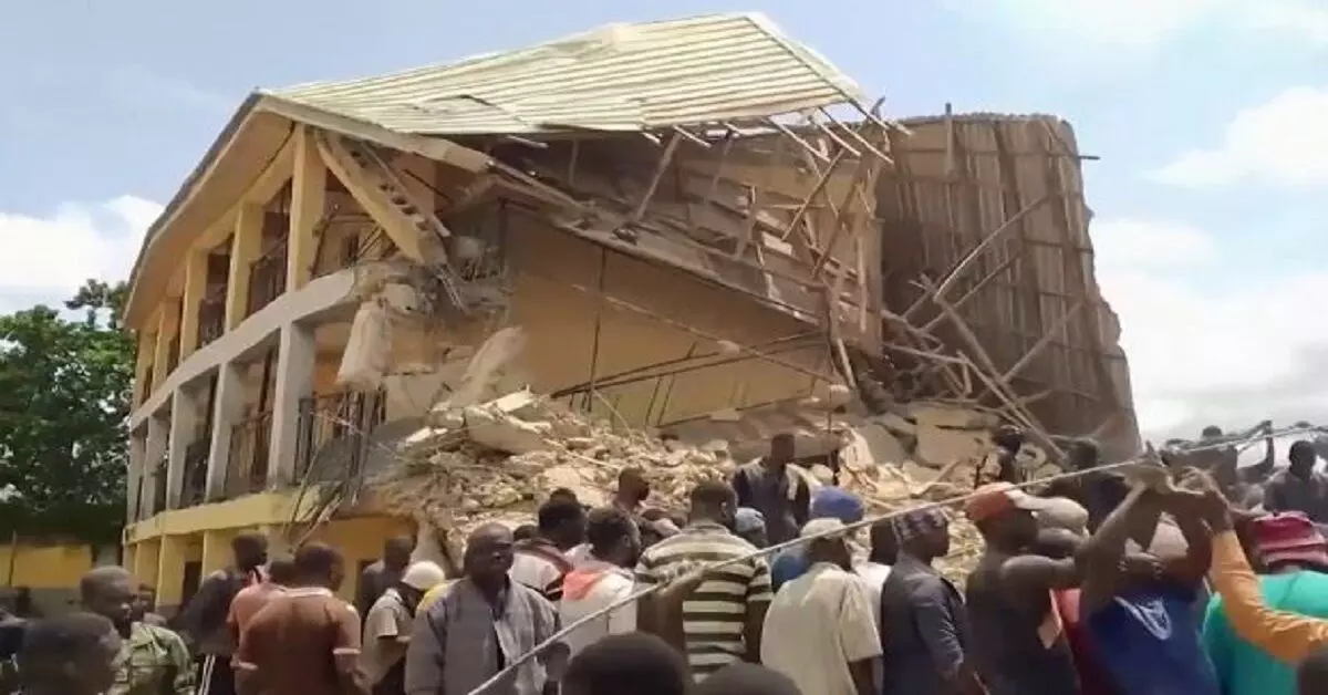 Nigeria में स्कूल की इमारत ढहने से 22 छात्रों की मौत