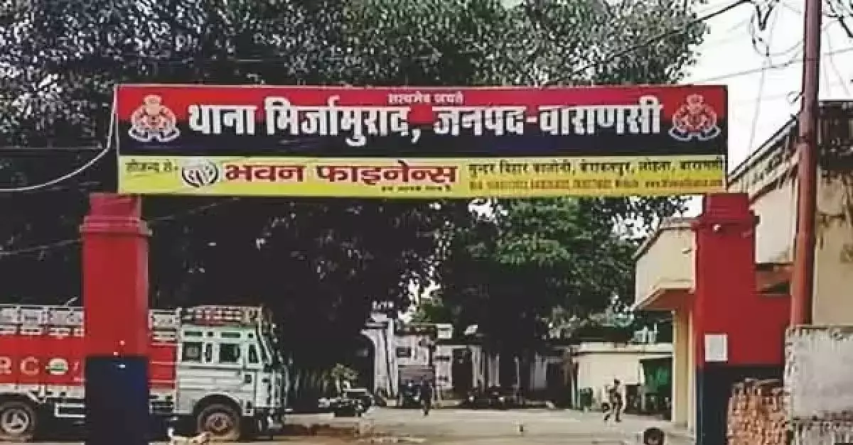 Varanasi: मिर्जामुराद में सड़क किनारे नाले में एक शव मिलने से हड़कंप मचा