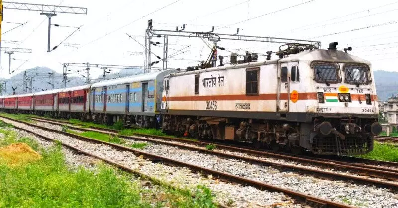 Manipur : जिरीबाम-इंफाल रेलवे लाइन 2025 के अंत तक पूरी हो जाएगी