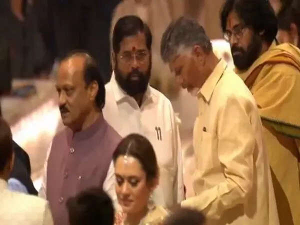 Andhra Pradesh और महाराष्ट्र के CM और उपमुख्यमंत्री अनंत राधिका के शुभ आशीर्वाद समारोह में शामिल हुए