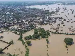 UTTARPRADESH : उत्तर प्रदेश के 17 जिले बाढ़ की चपेट में, 9 और लोगों की मौत