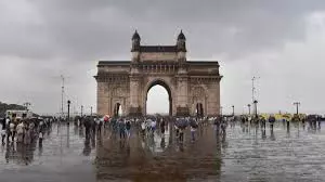 Mumbai Weather: 25.99 °C पर गर्म शुरुआत 14 जुलाई 2024 के लिए मौसम पूर्वानुमान देखें