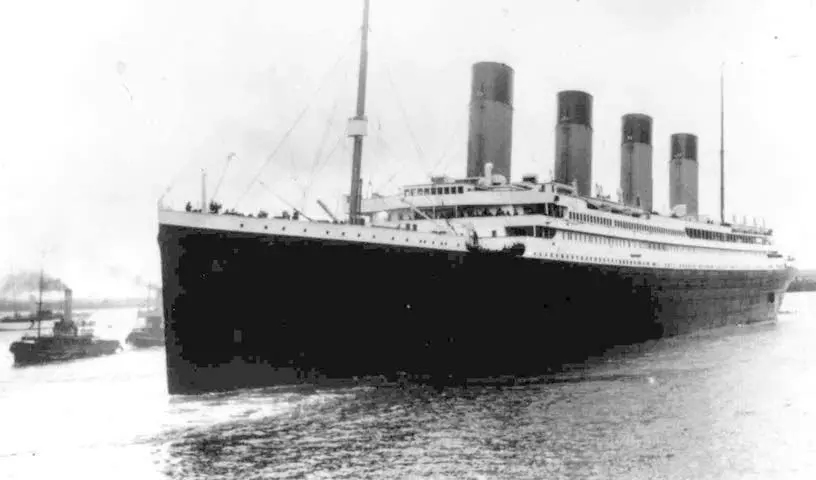 Titanic के मलबे तक पहुंचने का पहला अभियान शुरू होने से उम्मीदें बढ़ीं
