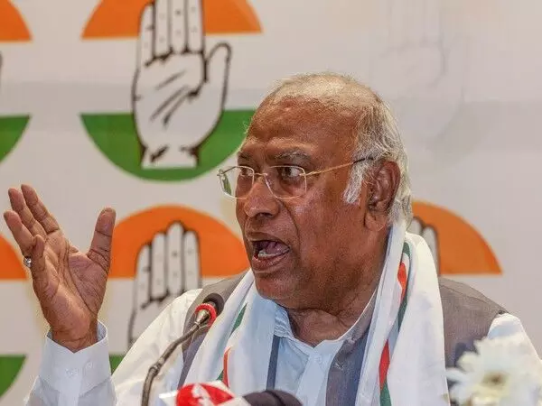 Mallikarjun Kharge ने डोनाल्ड ट्रंप पर हुए हमले की निंदा की