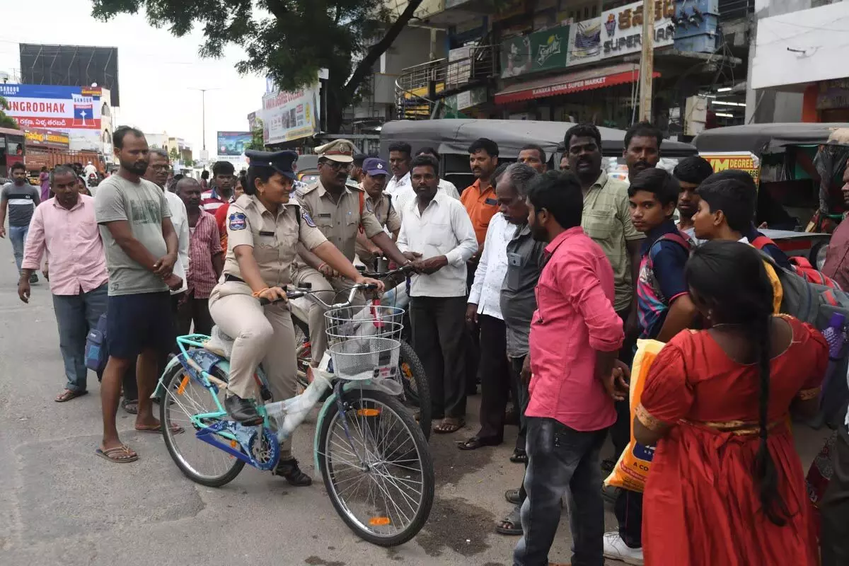 Telangana सरकार नशीली दवाओं के दुरुपयोग से निपटने के लिए स्कूलों में प्रहरी क्लब शुरू करेगी