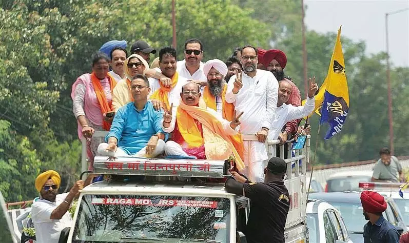 Mohinder Bhagat ने अपने राजनीतिक जीवन की पहली चुनावी जीत दर्ज की