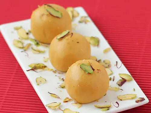 Besan Laddu, घर पर टेस्ट ऐसा भूल जाएंग होटल का स्वाद