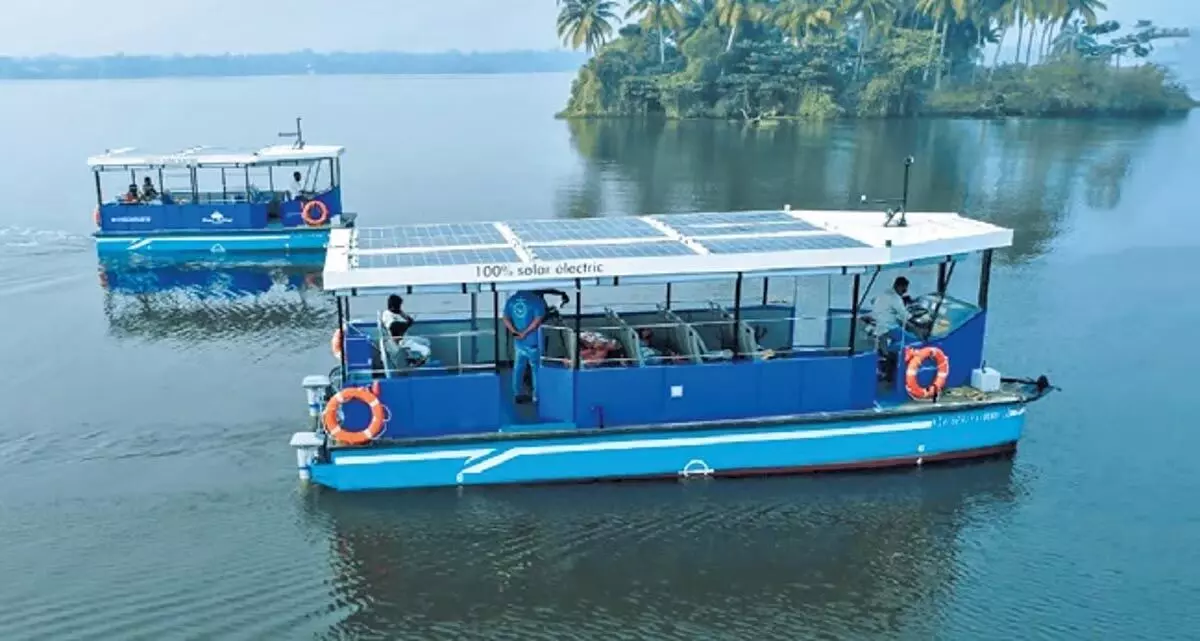 Odisha के चिल्का लैगून में जल्द ही उत्सर्जन मुक्त नावें आएंगी