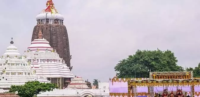 Jagannath temple: पुरी की जगन्नाथ मंदिर का प्रतिष्ठित खजाना रत्न भंडार 46 साल बाद खोला गया
