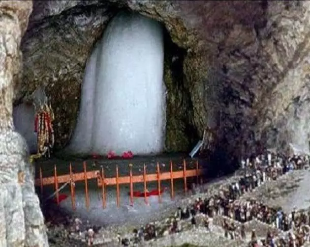 Amarnath Temple के लिए हुआ रवाना हुआ 4,889 लोगों का जत्था