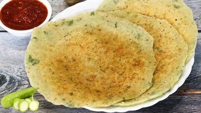 Recipe: बच्चों के लिए घर पर बनाएं स्वादिष्ट लौकी का डोसा