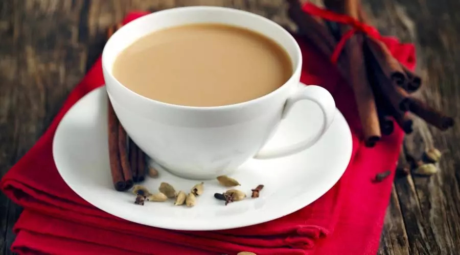 Health Tips: जानिए दूध वाली चाय सेहत के लिए फायदा है या नुकसान