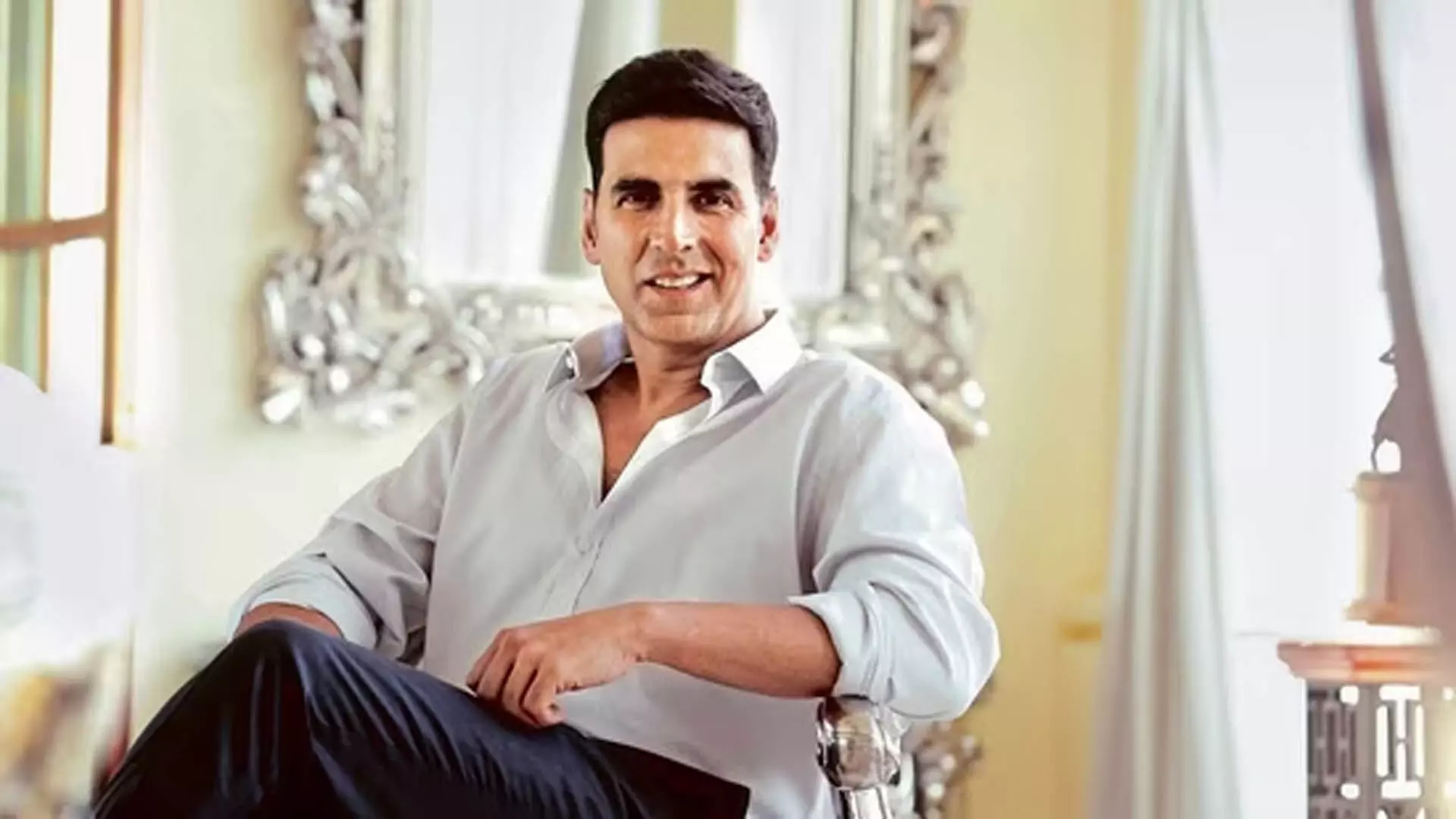 Akshay Kumar: अक्षय कुमार ने बताया कि उन्होंने अपना नाम राजीव भाटिया से कैसे बदला