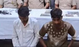 Ajmer: जीआरपी पुलिस ने चलती ट्रेनों से मोबाइल झपटने वाले 2 बदमाश दबोचे