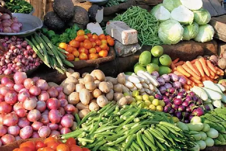 Bengal टास्क फोर्स ने सब्जियों की ऊंची कीमतों से निपटने के लिए बाजार का निरीक्षण जारी रखा
