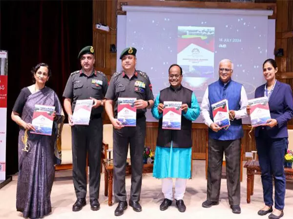IIM Bangalore का लक्ष्य 2K24 रक्षा अधिकारियों और उद्योग जगत के नेताओं के बीच बढ़ाता है सहयोग