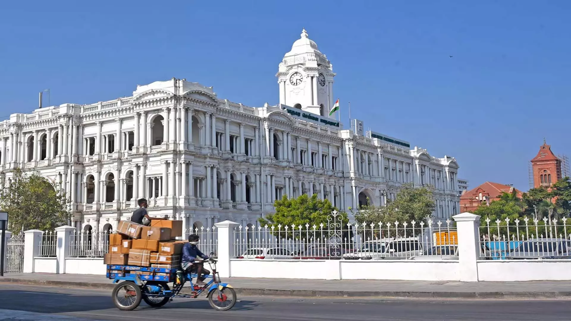 Chennai: कॉर्पोरेशन सड़कों के नीचे केबलों की सुरक्षा के लिए सीबीयूडी पर विचार कर रहे