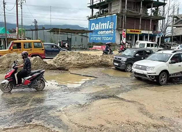 Arunachal : एनएच 415 पर फ्लाईओवर के कारण निर्माण कार्य रुका, कोई आकस्मिक योजना नहीं