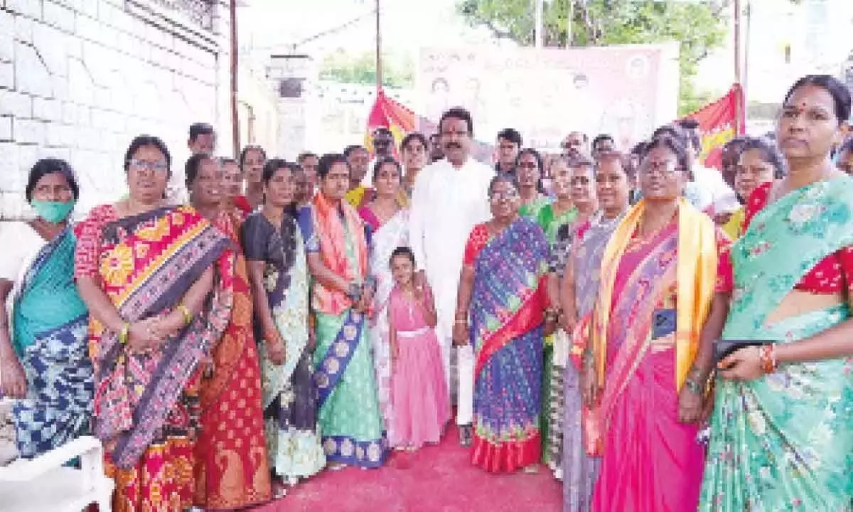 Telangana: कैंट विधायक ने महिला कांग्रेस की बैठक में हिस्सा लिया