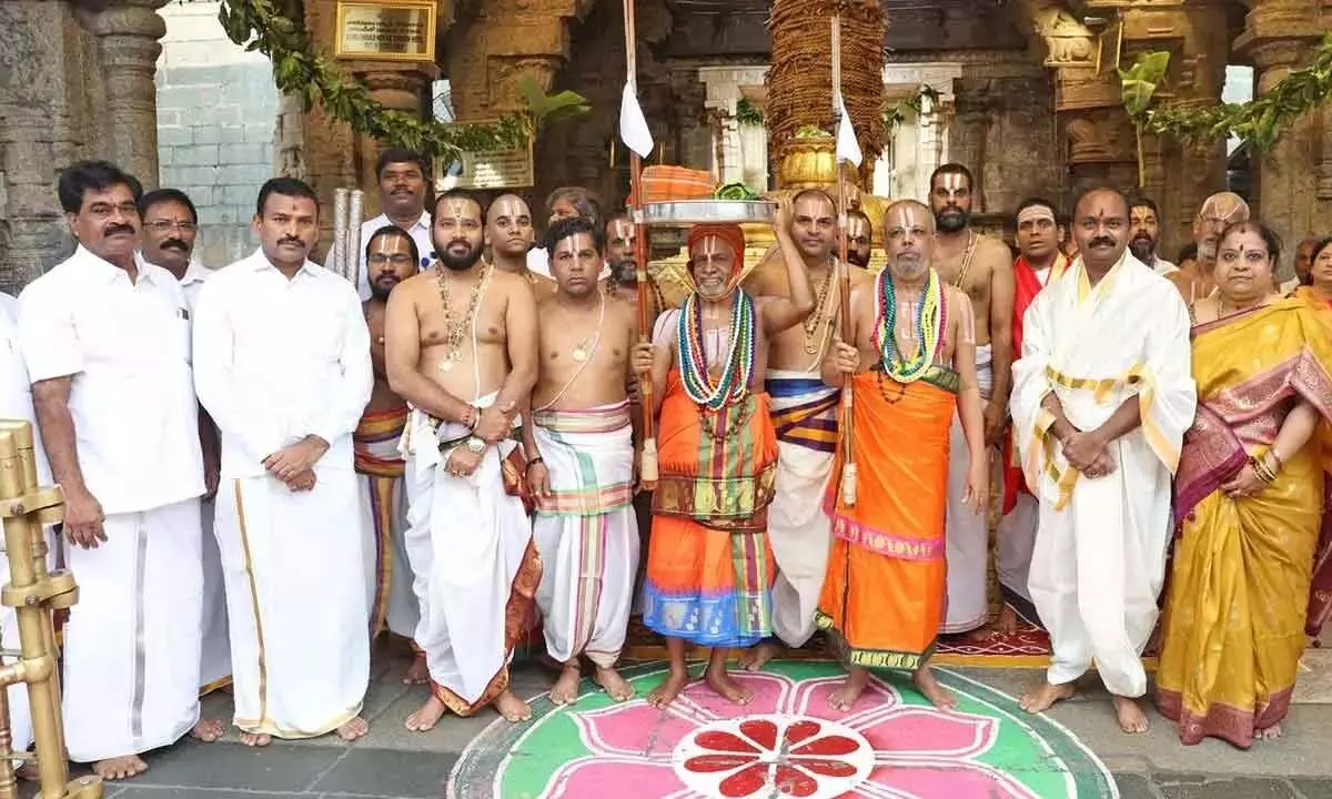 Tirumala: पारंपरिक मंदिर बजट उत्सव का आयोजन