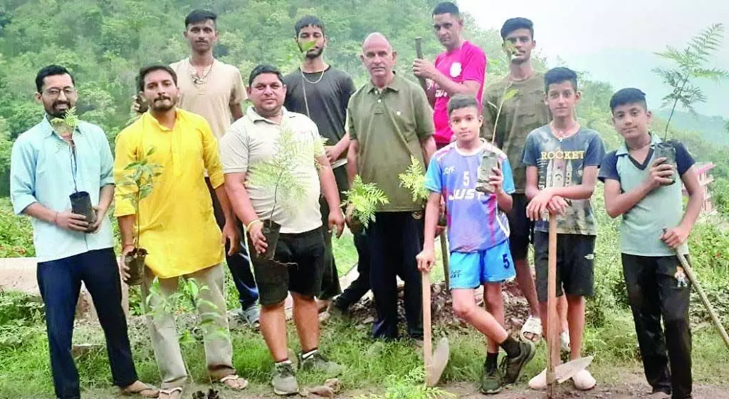 Maharana Pratap समिति शहरोल ने पर्यावरण को हरा-भरा बनाए रखने की ली प्रतिज्ञा