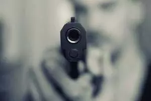 Punjab National Bank में बंदूक की बल पर लाखों की लूट