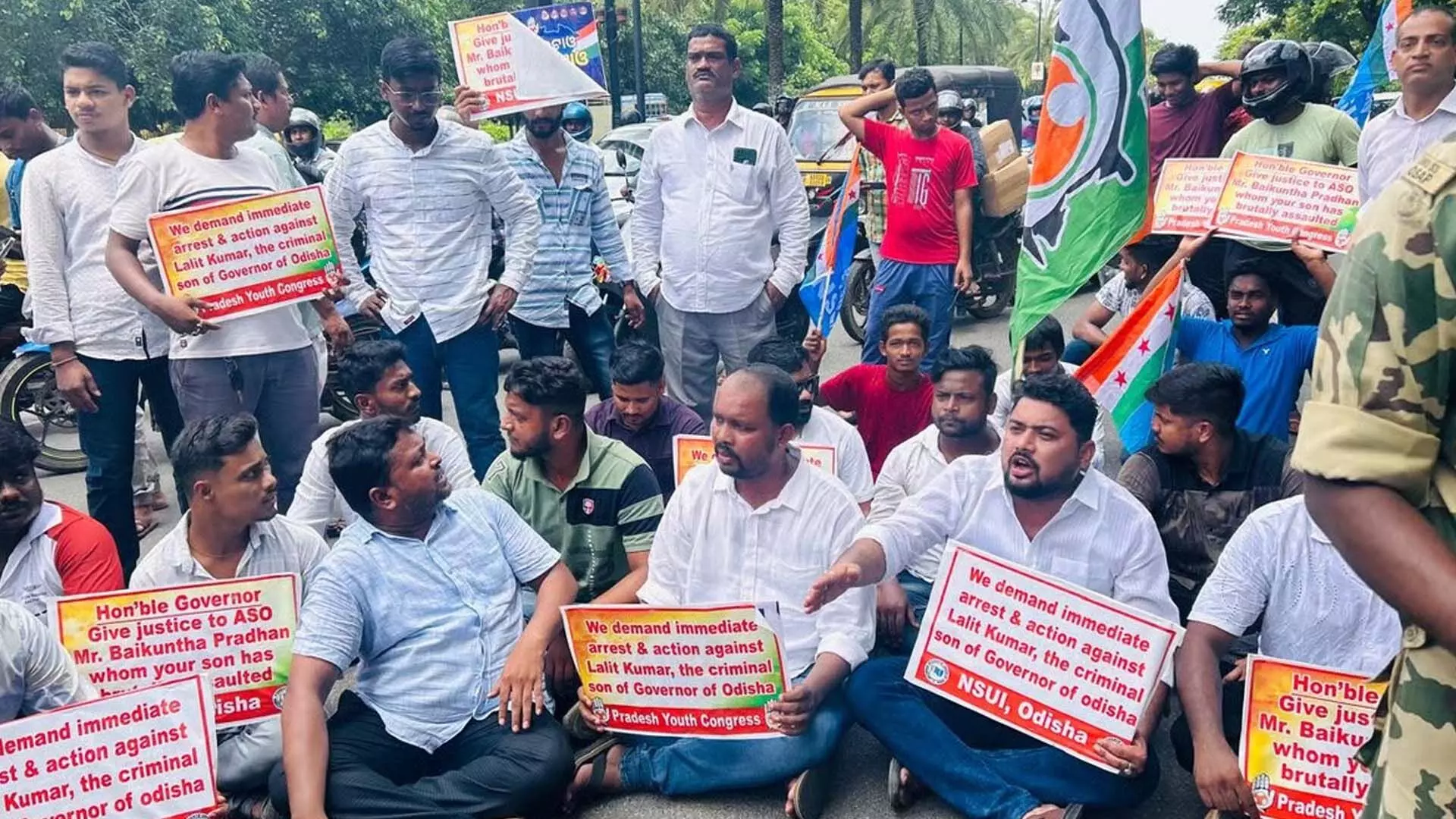 Odisha: बीजद राज्यपाल के बेटे की गिरफ्तारी मांग को लेकर आंदोलन की धमकी दी