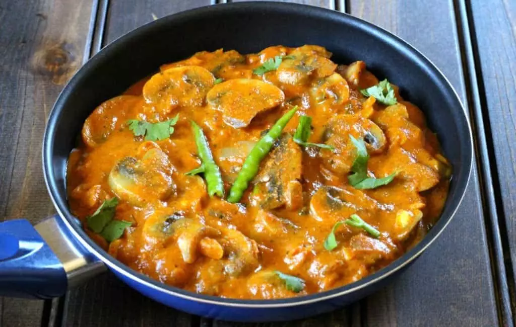 Mushroom Tikka Masala:  आसान रेसिपी से घर पर बनाएं रेस्तरां जैसा