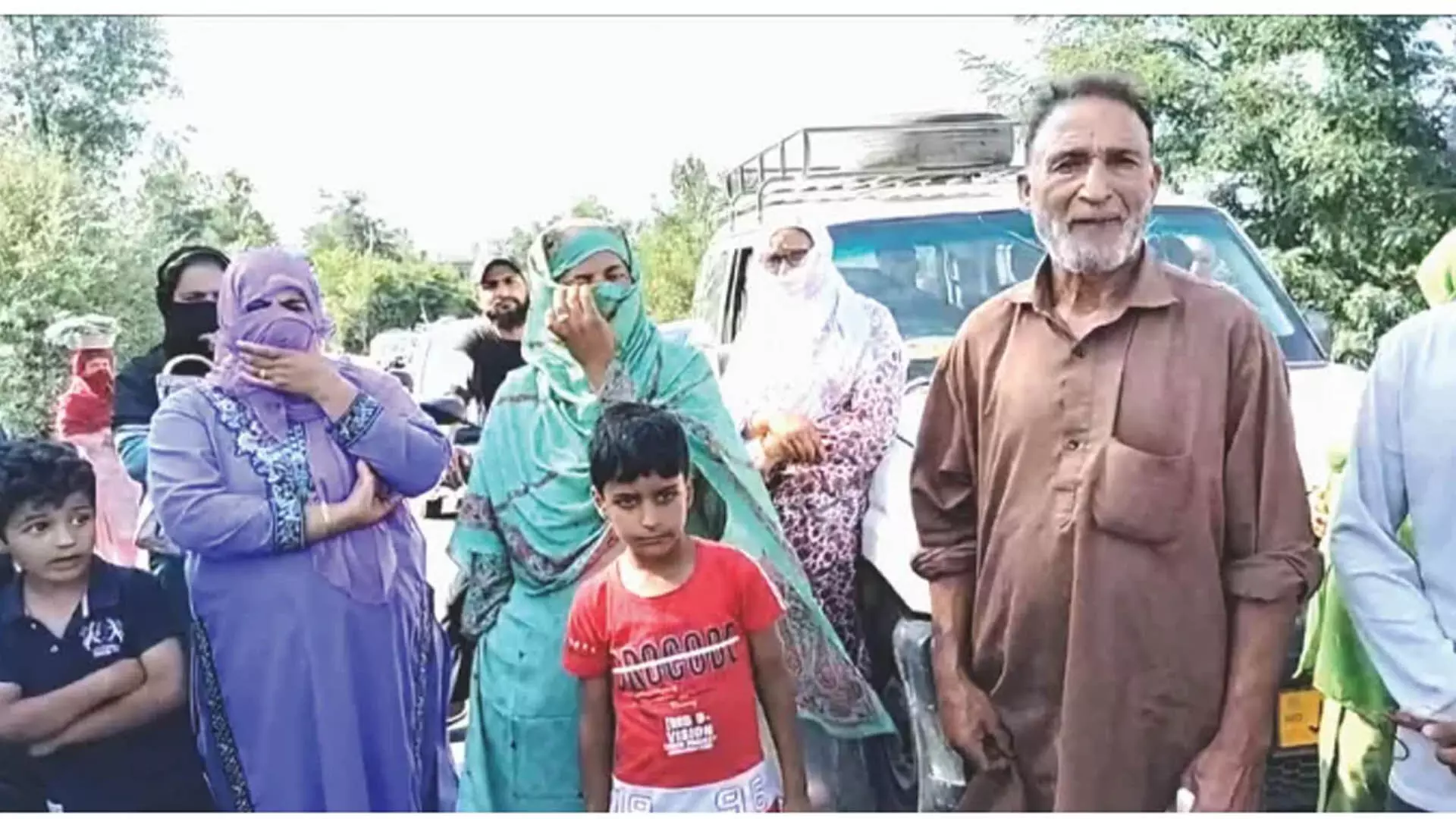 Jammu News: हंदवाड़ा इलाकों में पानी की कमी के चलते विरोध प्रदर्शन